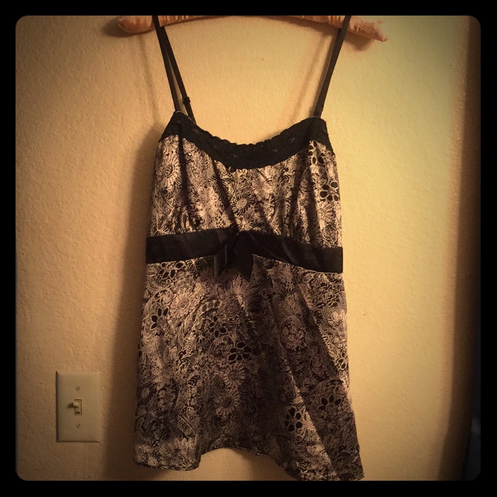 Juniors Size L Romy Silk Spaghetti Strap Tank Top